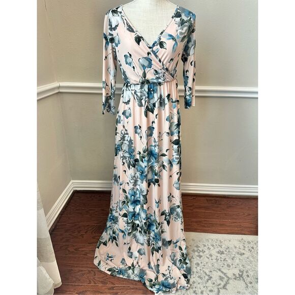 Pink Blush Maxi Dress Size Large NWT - Picture 1 of 12